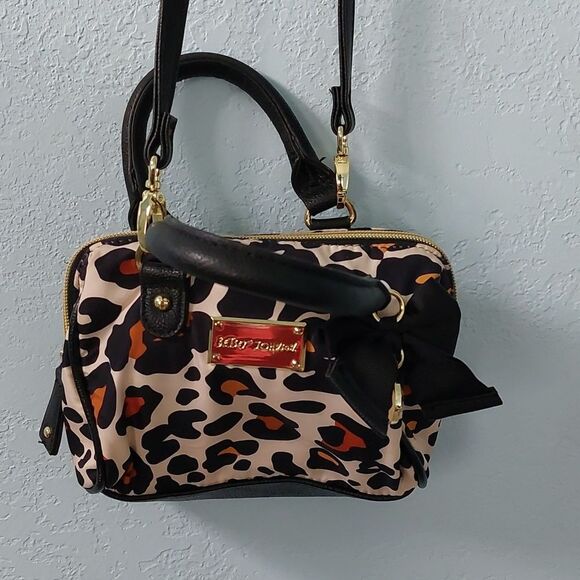 Betsey Johnson Crossbody Bag or Mini Bag - Picture 2 of 2